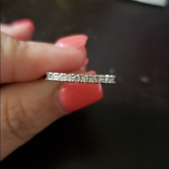 Delicate S925 Sterling Silver Wedding Band sz4 - Picture 4 of 6